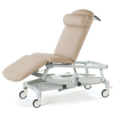 SEERS INNOVATION DELUXE 3 SECTION TREATMENT COUCH