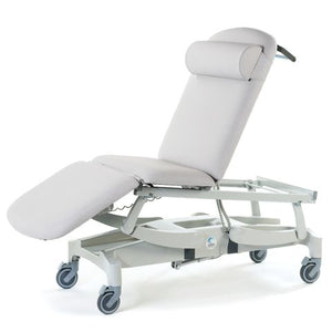 SEERS INNOVATION DELUXE 3 SECTION TREATMENT COUCH