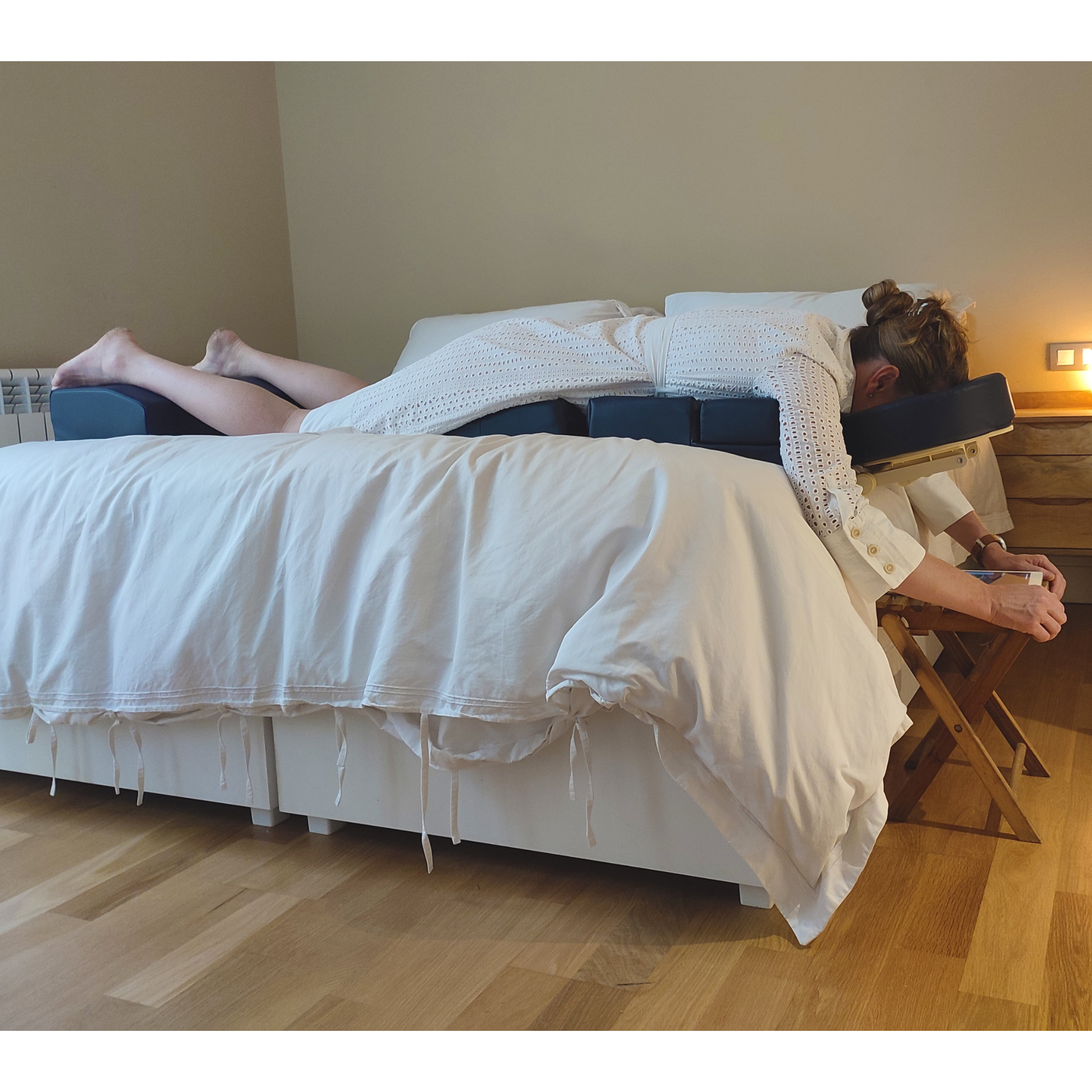 Massage top bed cushion