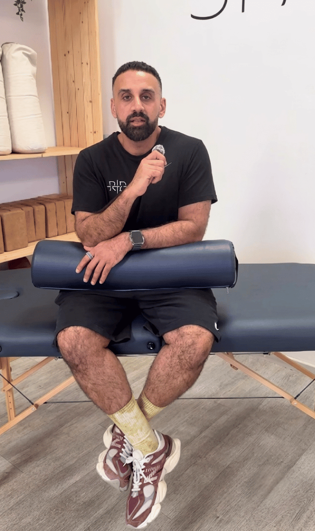 massage-warehouse-buy-full-round-massage-table-bolster-hull.png