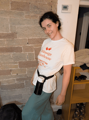 massage-warehouse-single-oil-holster-london.png