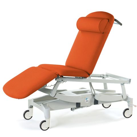 SEERS INNOVATION DELUXE 3 SECTION TREATMENT COUCH
