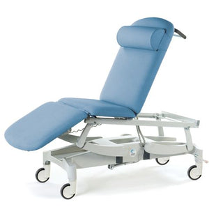 SEERS INNOVATION DELUXE 3 SECTION TREATMENT COUCH